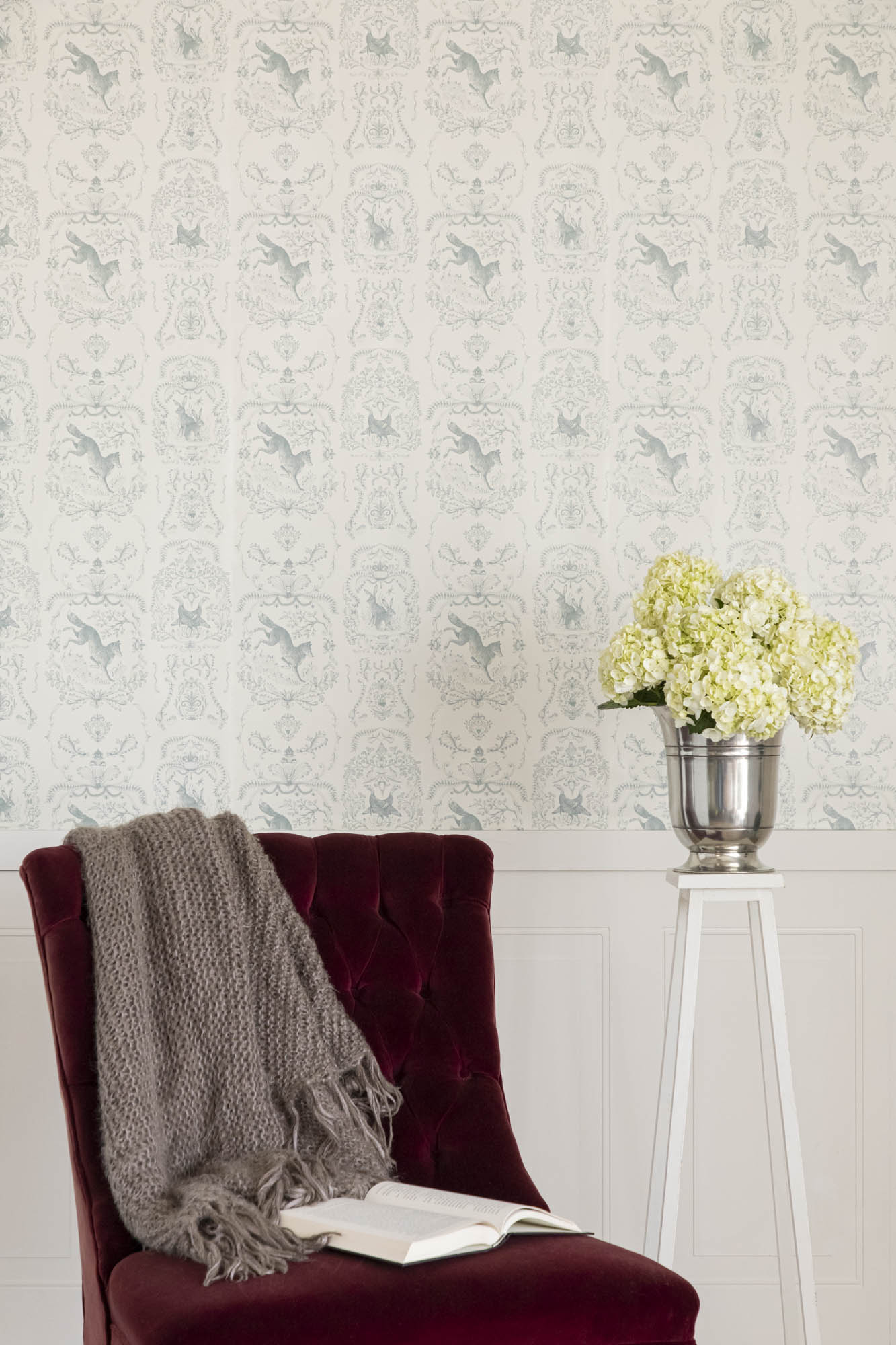 Slate Fable Toile Wallpaper