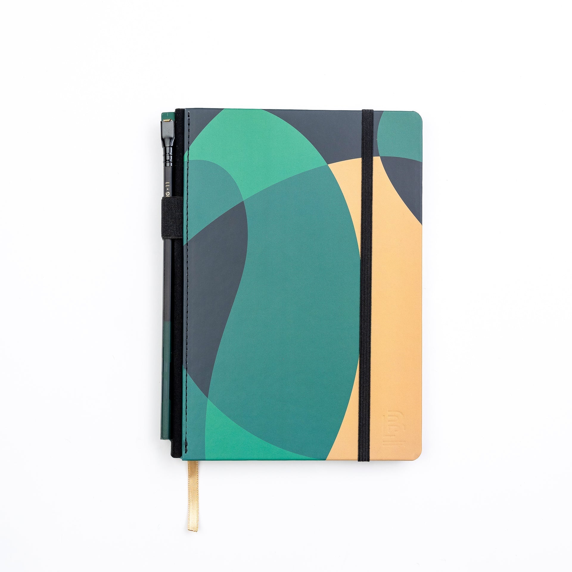 This limited edition Blackwing 11 Slate Notebook features a green, black, and gold basketball inspired cover design and features Bill Russell’s signature printed on the back.