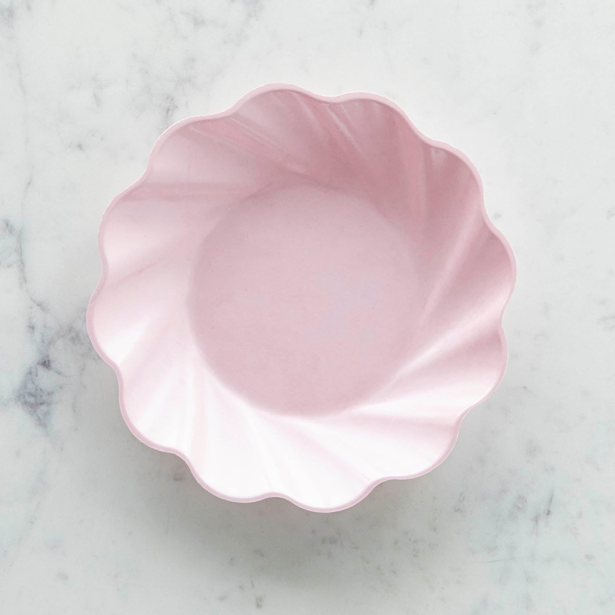 Wavy Eco Blush Plates
