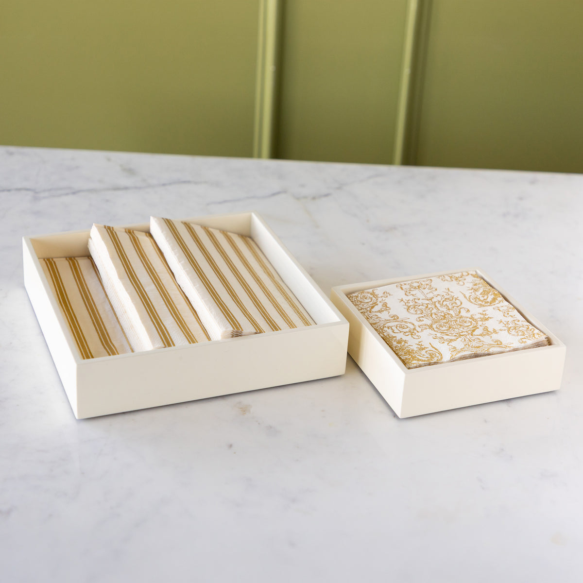Cream Lacquer Napkin Holder/Tray