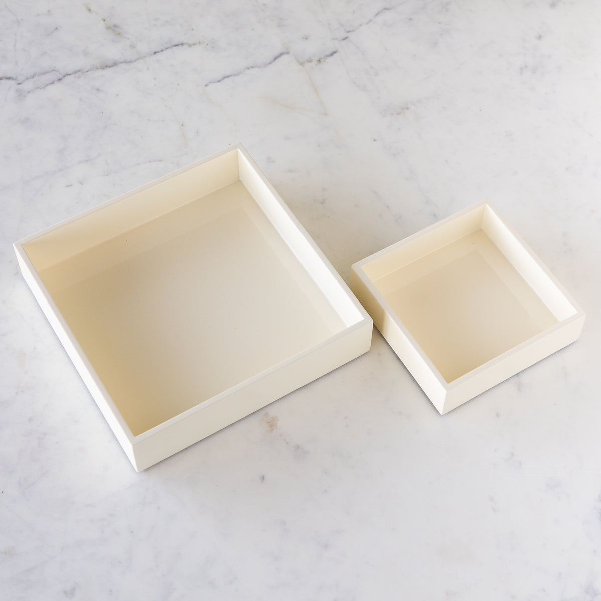 Cream Lacquer Napkin Holder/Tray