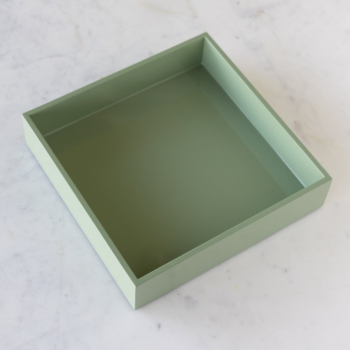 Artichoke Lacquer Napkin Holder/Tray