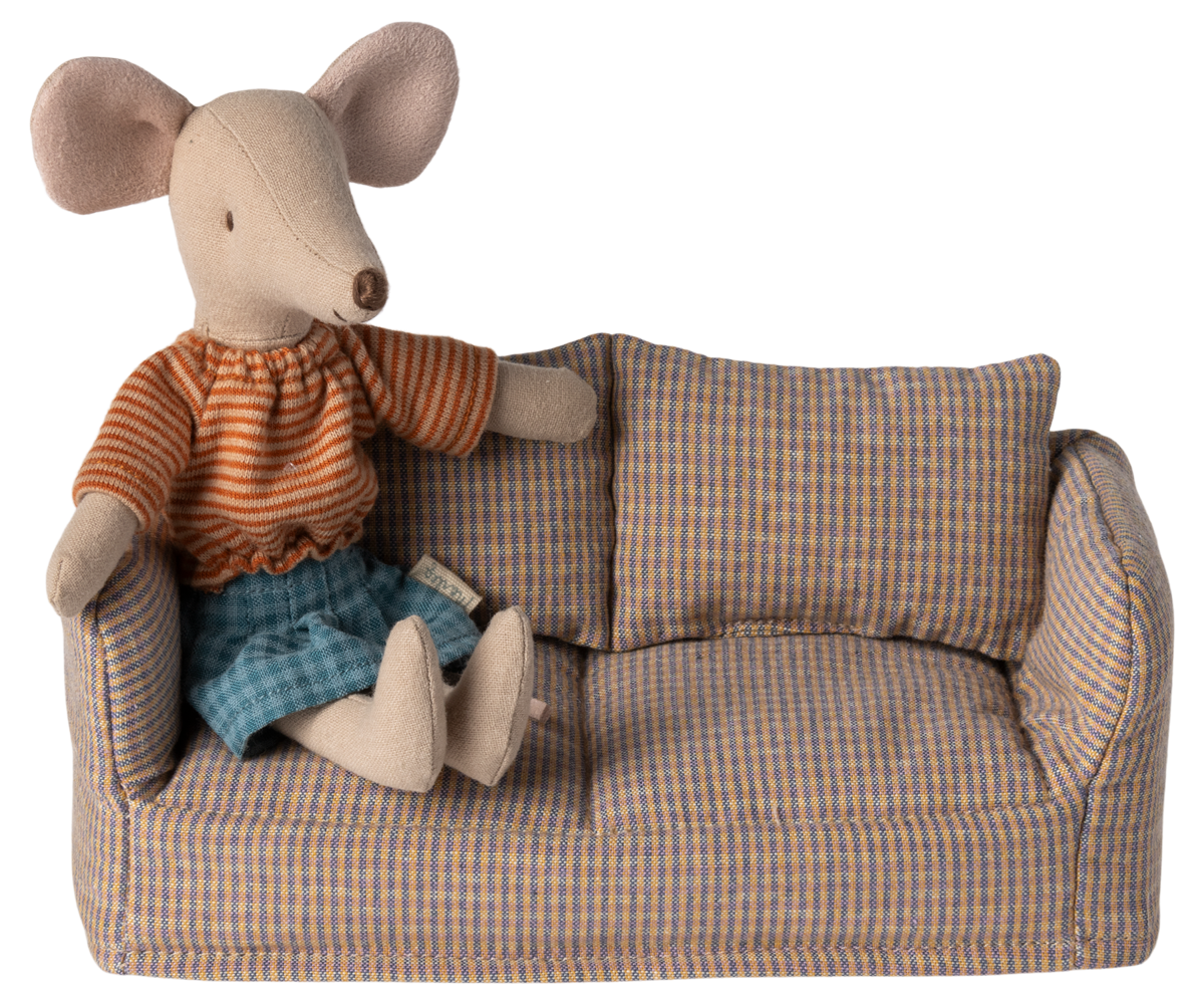 Maileg mouse couch with mouse on it