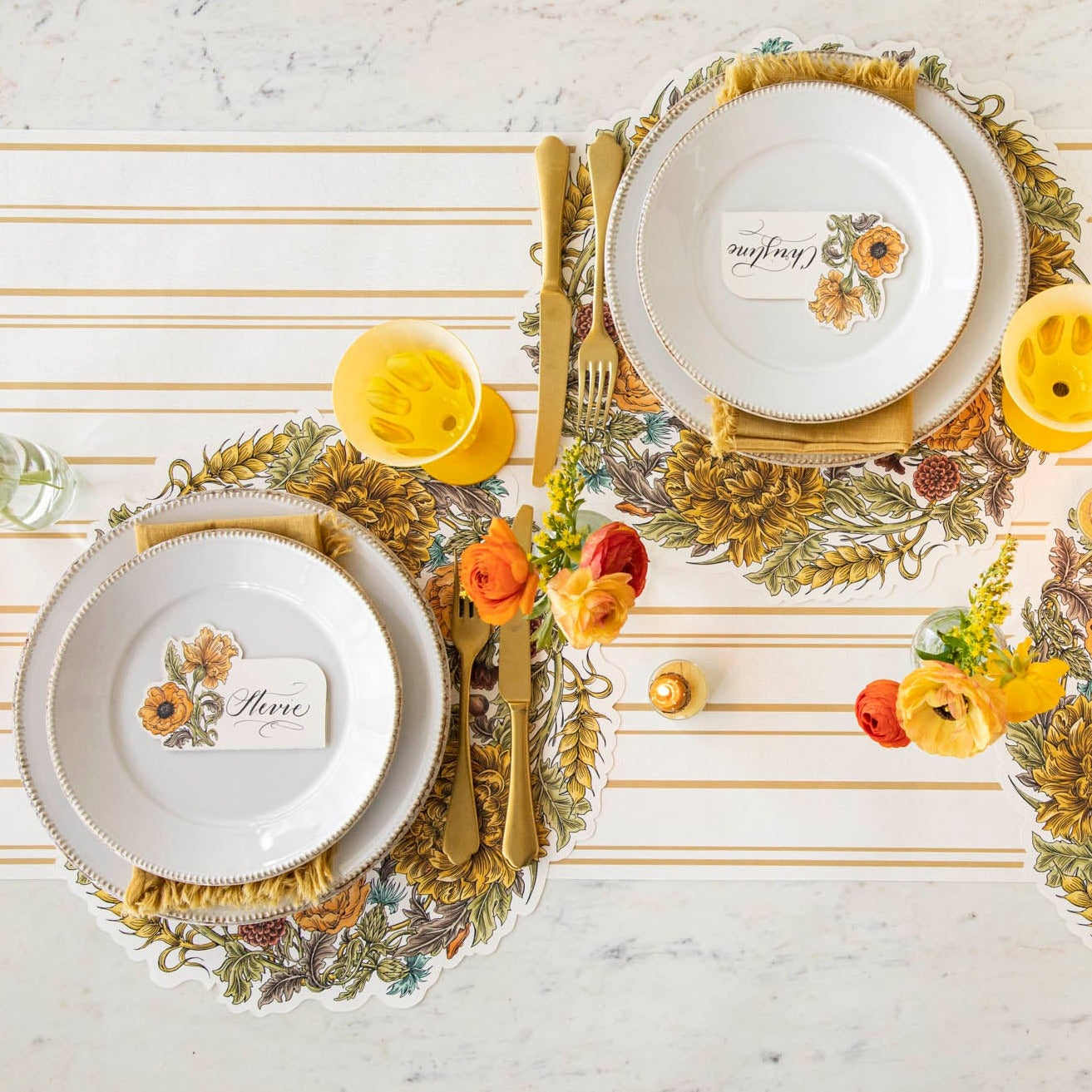 Die-cut Autumn Acanthus Wreath Placemat