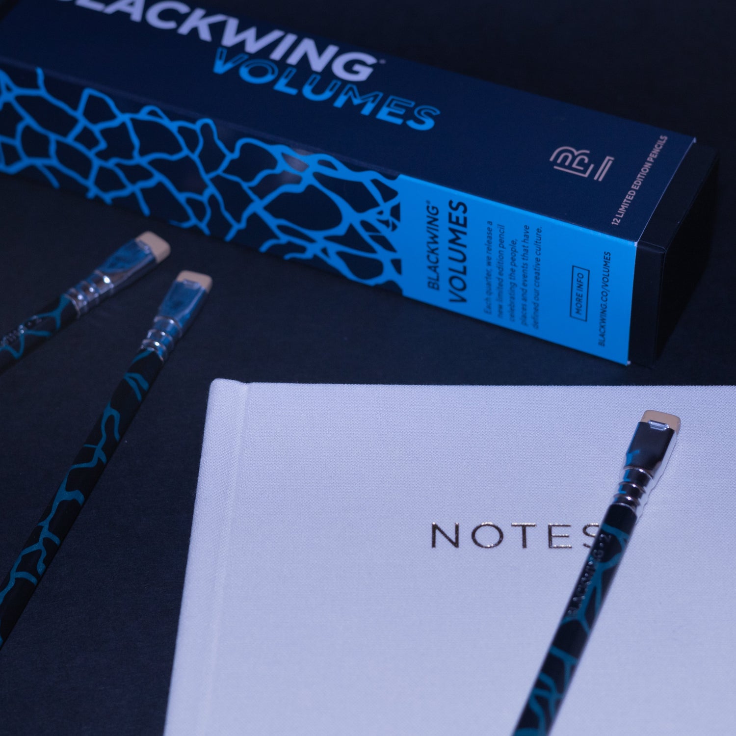 Pencil Blackwing, Blackwing. Black shaft