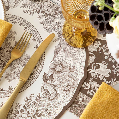 Die-cut Brown Asiatic Pheasants Placemat