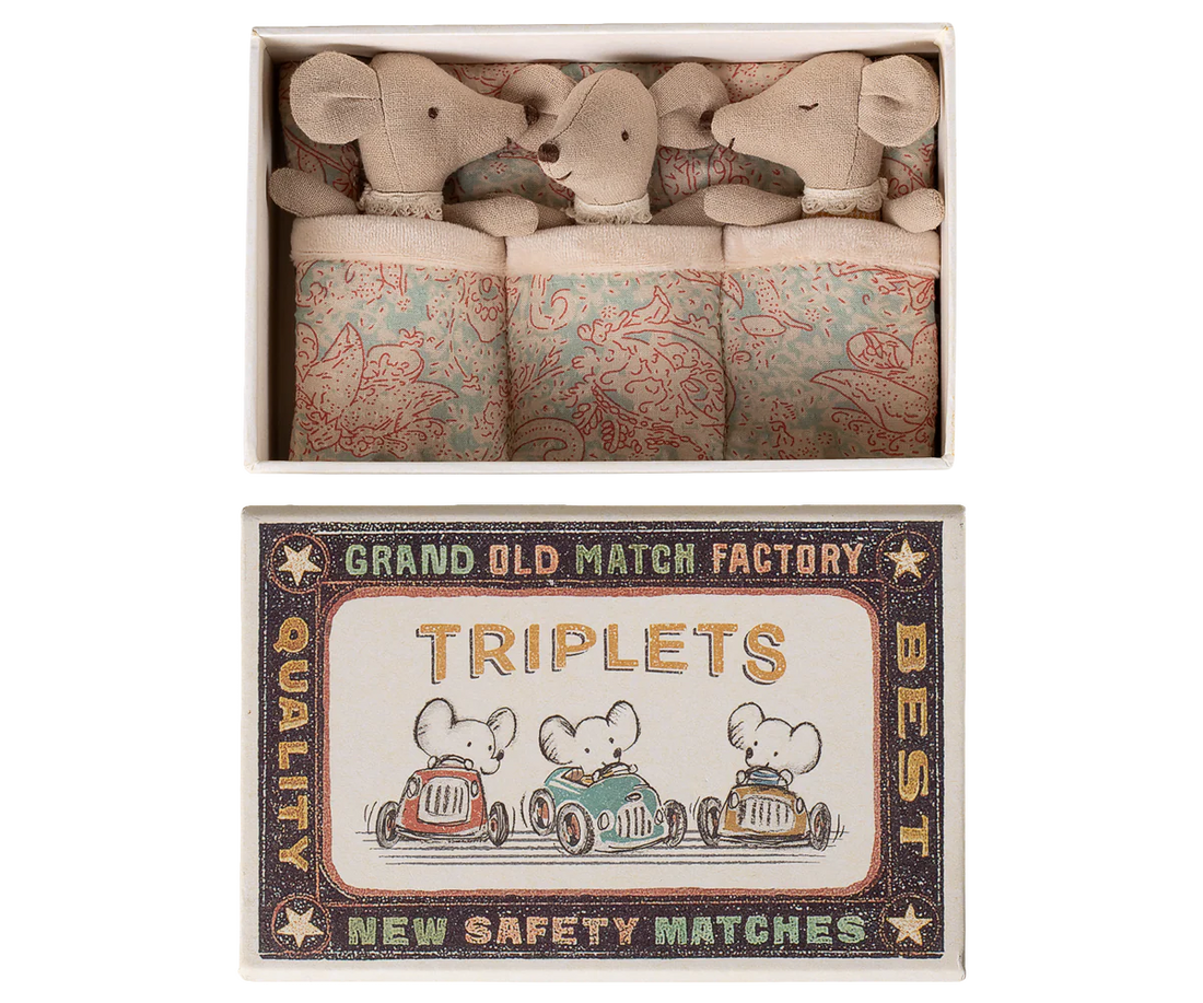 Matchbox with toy mice and vintage matchbox label