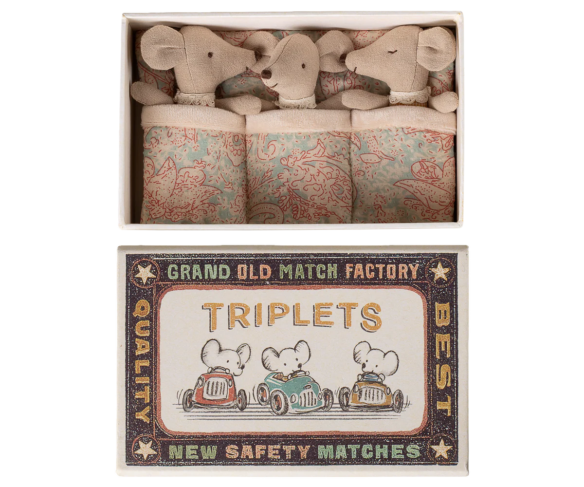 Matchbox with toy mice and vintage matchbox label
