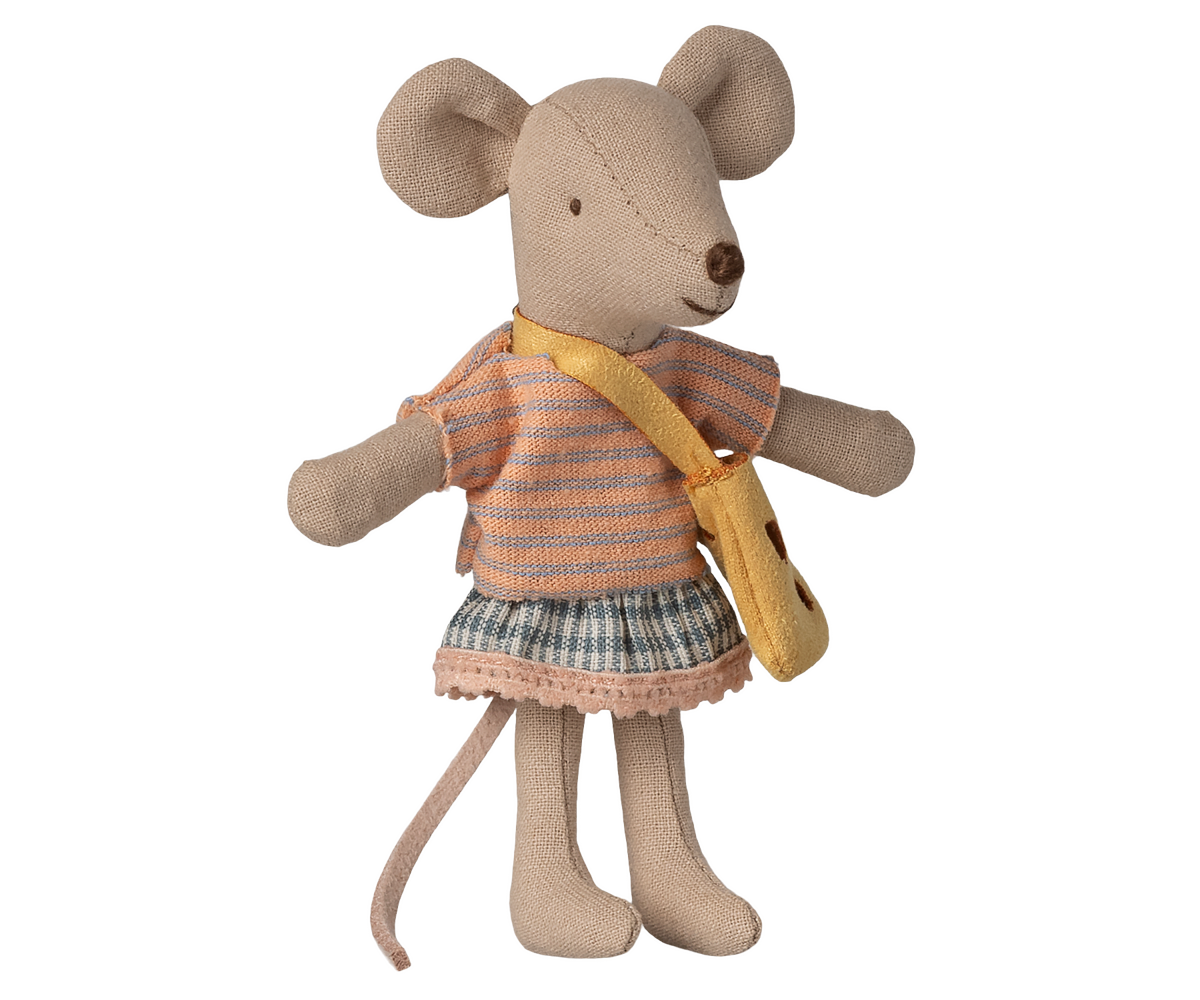 Stuffed mouse toy wearing a striped dress and yellow bag on a white background
