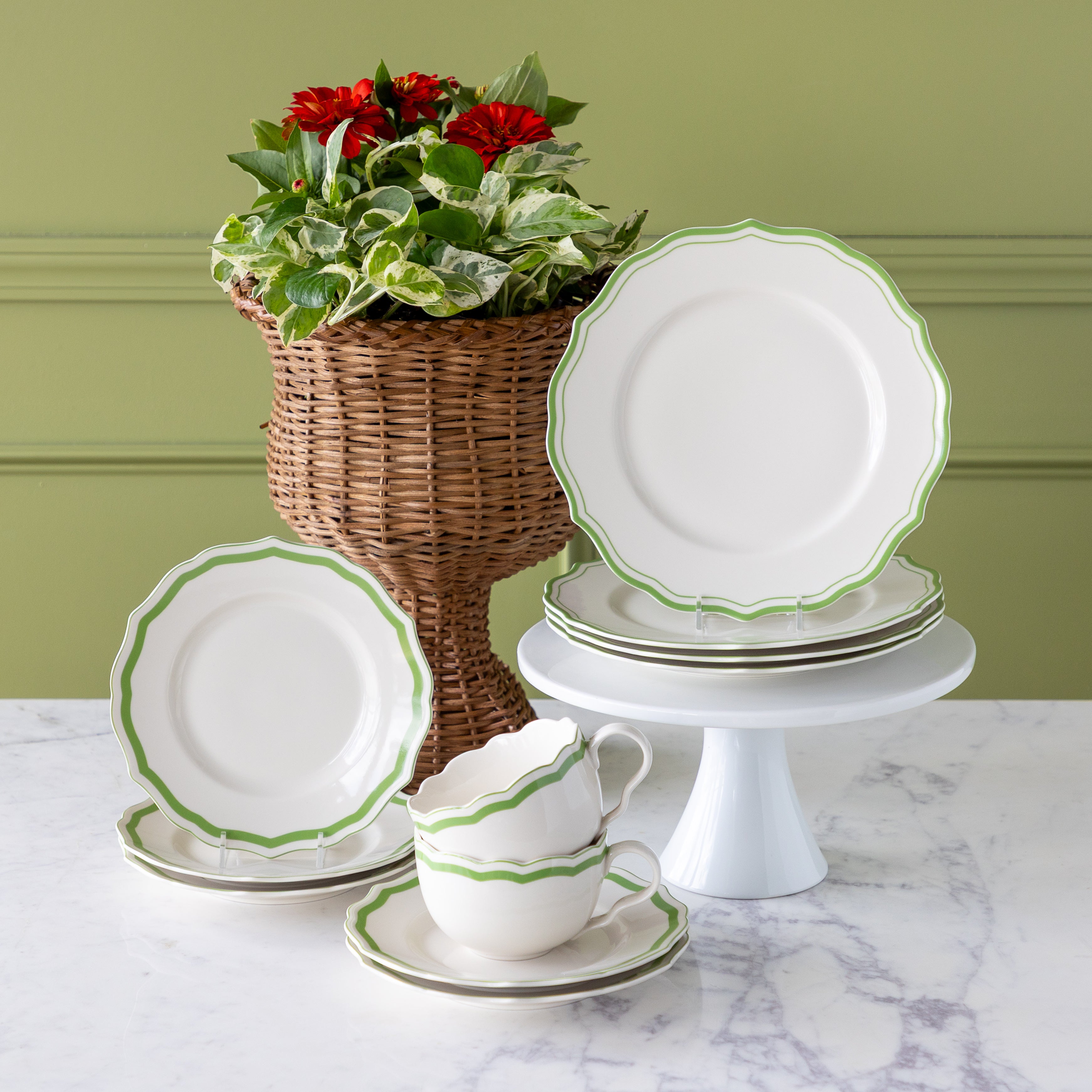 Green Icing on the Cake Dinnerware