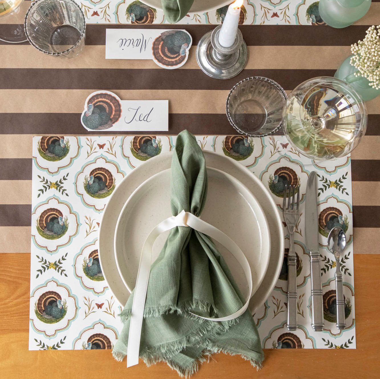 Hester & Cook Heritage Turkey Meadow Placemat - Thumbnail 2