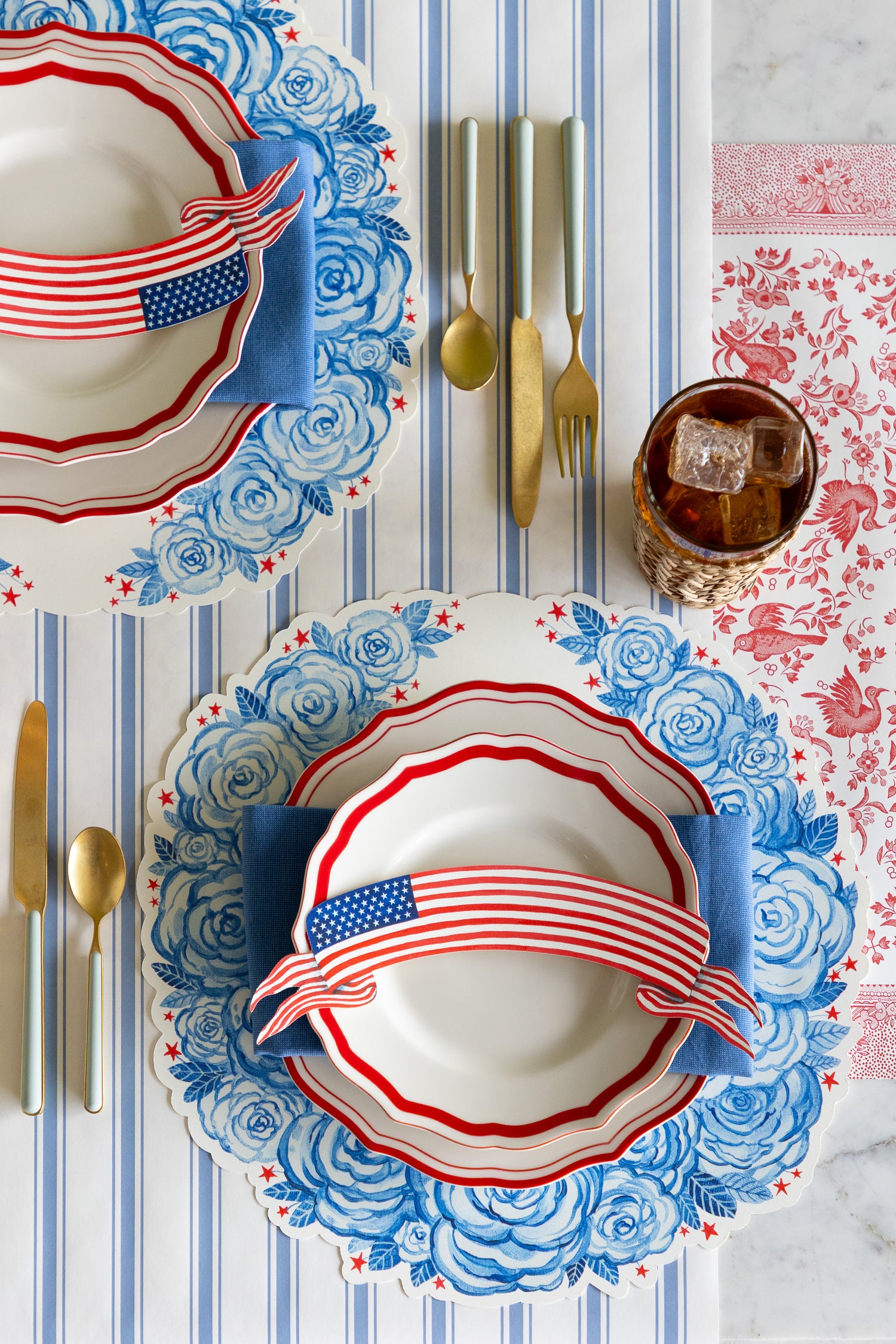 Die-cut American Floral Wreath Placemat