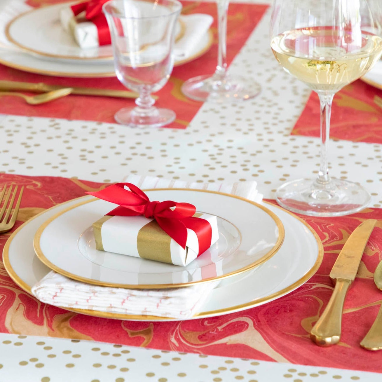 Red &amp; Gold Vein Marbled Placemat