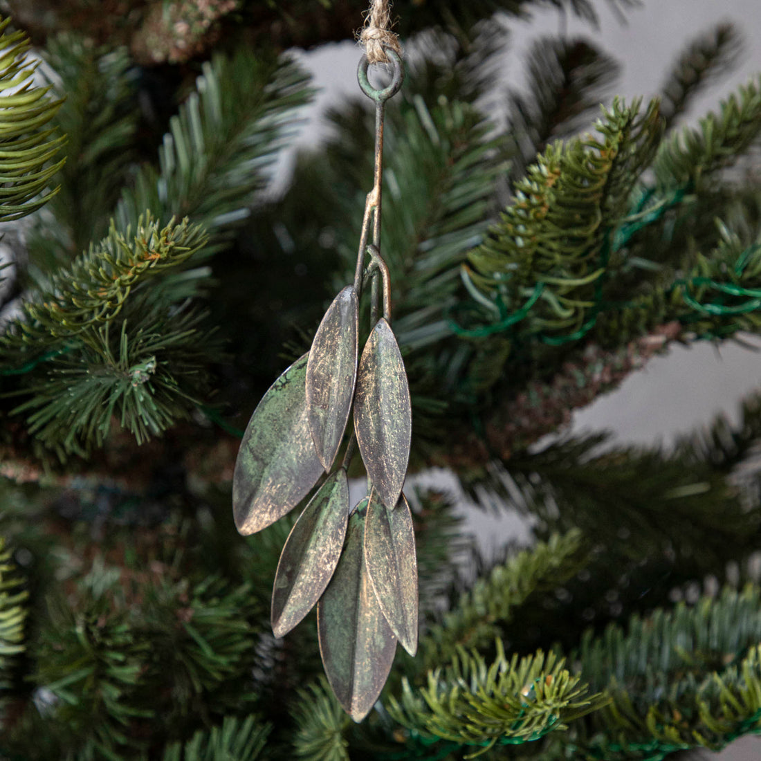Metal Olive Leaves Ornament