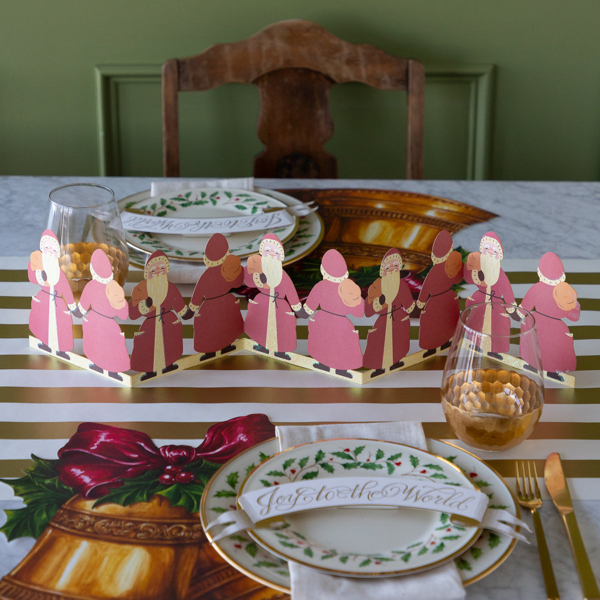 Santa Table Garland