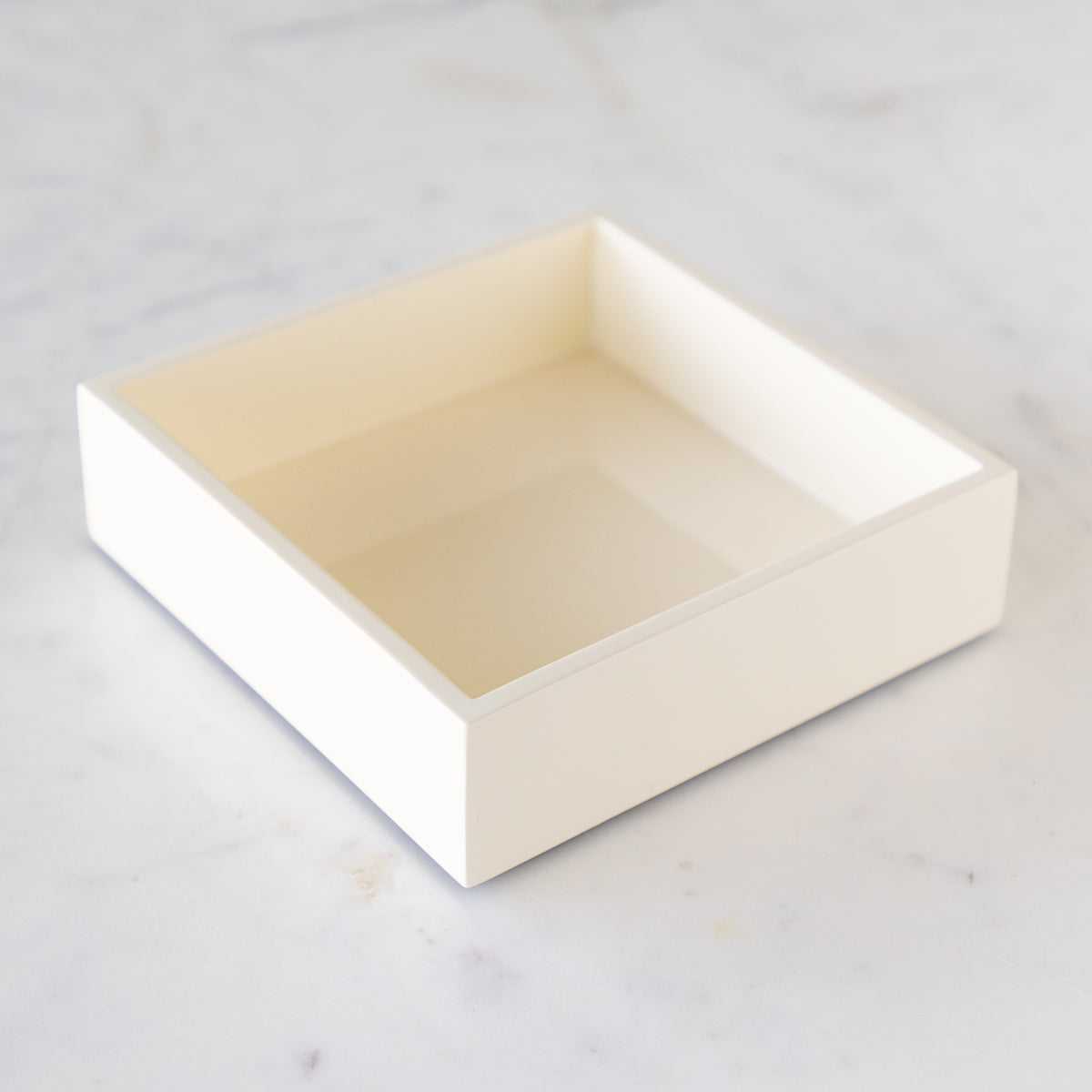Cream Lacquer Napkin Holder/Tray
