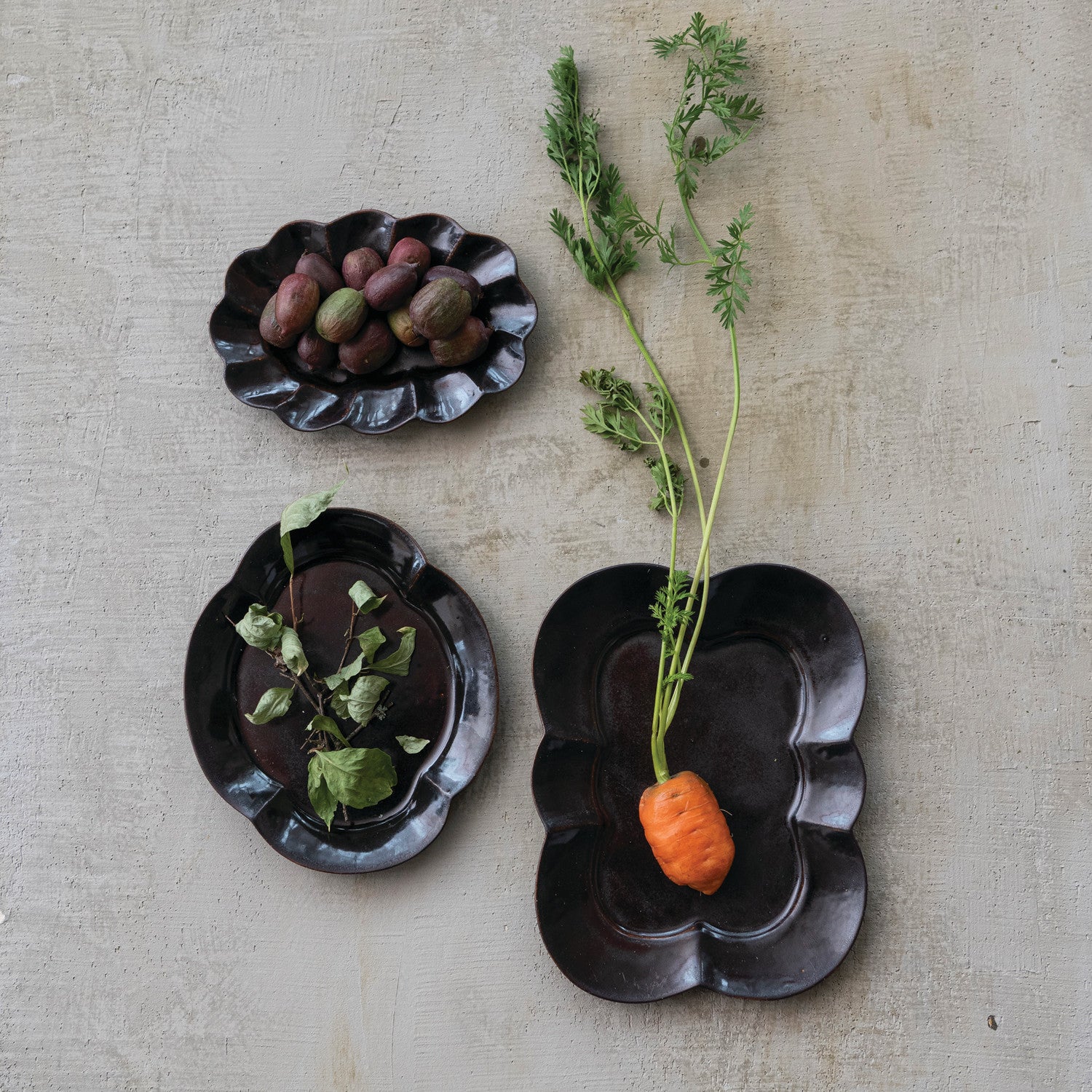 Brown Scalloped Plate