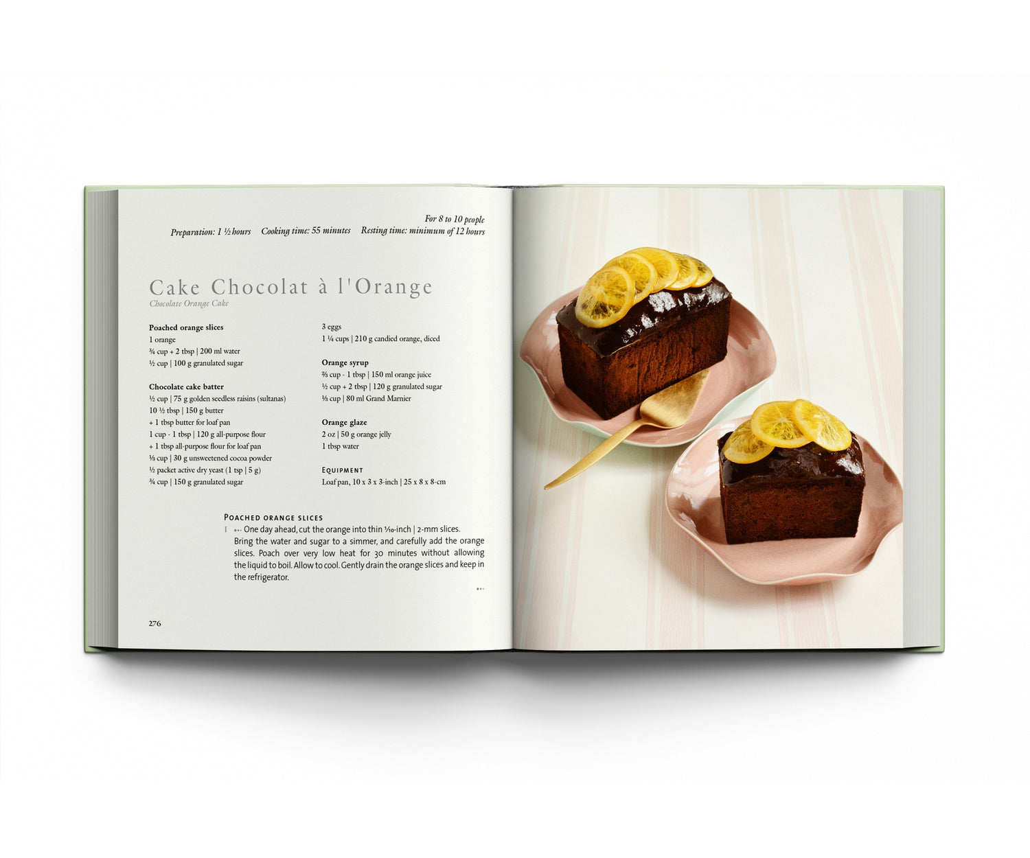 Inside page of the book featuring the recipe for Cake Chocolat à l&